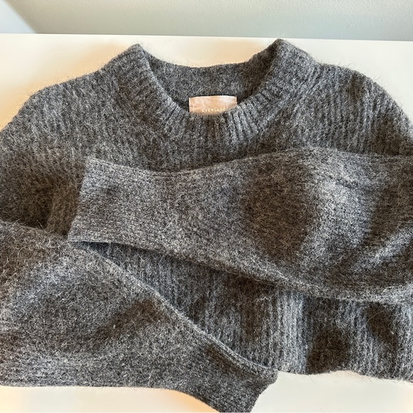 Everlane The Oversized Alpaca Crew - Picture 10 of 11